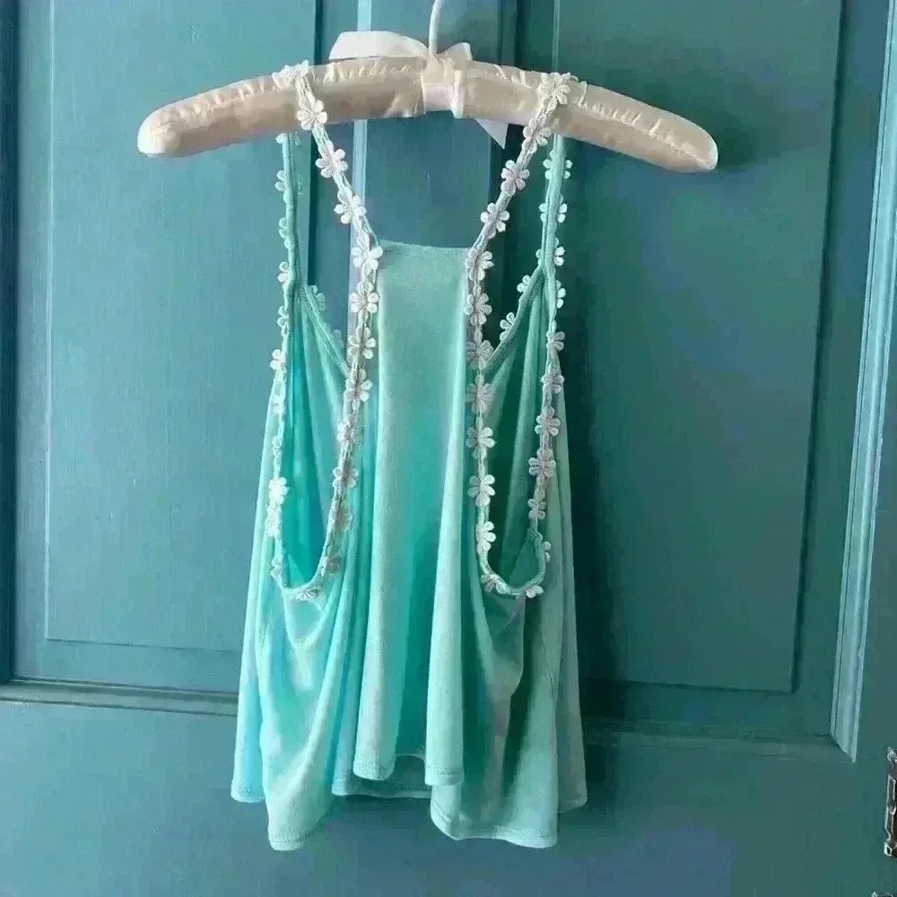 Elodie- Crop Top- Teal with White Flower Trim- Large - Picture 3 of 6